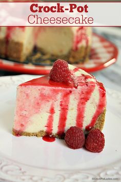 Crock-Pot Cheesecake - If you are looking for an amazing dessert recipe that you can make in your slow cooker this recipe for Crock-Pot Cheesecake is a winner every single time! [Vegetarian] #CrockPotLadies #CrockPot #SlowCooker #Cheesecake #Dessert #RecipeVideo Crock Pot Cheesecake, Crockpot Dessert Recipes, Cheesecake Dessert, Cheesecake Desserts, Savoury Cake, Best Dessert Recipes, Dessert Recipe