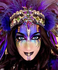 Warrior Face Paint, Mexican Makeup, Hippie Elegante, Mardi Gras Makeup, Princess Face Painting, Carnaval Outfit, Mask Makeup, Mardi Gras Mask, Face Painting Designs