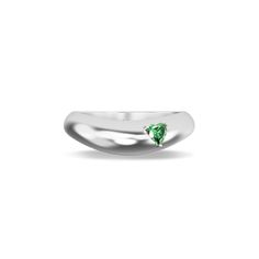 #color_18k-white-gold-vermeil-green-gemstone Three Dimensional Shapes, Dome Ring, Heart Gemstone, Domed Ring, Pure Gold, Gold Plating, Right Side, Gold Vermeil, Three Dimensional