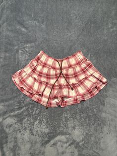 Liz lisa pink and white plaid shorts -Preloved, in good condition, there are obvious signs of use -100%cotton, waist:34-42cm, length:28cm -Best fits uk6-8 Summer Plaid Shorts With Built-in Shorts, Casual Plaid Bottoms With Built-in Shorts, Plaid Cotton Bottoms With Elastic Waistband, Gingham Mini Skirt For Summer, Plaid Short Skort For Spring, Plaid Short-length Skort For Spring, Preppy Plaid Skort For Summer, Plaid Short Length Skort For Spring, Preppy Cotton Short Skort