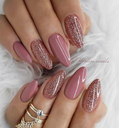 Winter Nail Ideas That You Will Badly Love - Curves Level 10