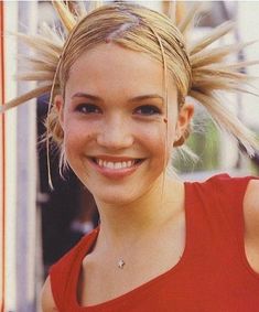 00s Hairstyles, 2000 Hairstyles, Early 2000s Hairstyles, Look 80s, Look Grunge