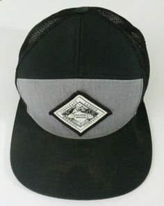 Corporate Ladder Brewing Company Cap Hat Trucker Snapback Black and Grey PRE-OWN Vintage Black Hat With Curved Bill, Vintage Black Baseball Cap, Black Vintage Style Baseball Cap, Vintage Black Fitted Baseball Cap, Black Adjustable Trucker Hat, Vintage Black Flat Bill Hat, Vintage Black Fitted Hat With Flat Bill, Vintage Black Trucker Hat With Curved Brim, Vintage Black 5-panel Trucker Hat