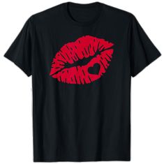 Red Kisses, Kiss Lips, Heart T Shirt, Mens Fashion Classy, Fashion Classy, Branded T Shirts, Top Styles, Fashion Branding, Kiss