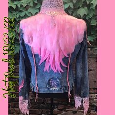 The Flamingo" - Absolutely Stunning With Genuine Rose Quartz Cabochons. This Is A Unique Denim Jacket Original Design By Pamynthia Designs. Beautiful And Unique For The Beautifully Unique! Hand Crafted With Pink Feathers, Genuine Rose Quartz Cabochons, Vegan Leather Braiding, Swarovski Crystals, And Silver Tone Beads On A "New" Blue Age Denim Jacket. Feathers Are Individually Hand Sewn Into This Jacket. This Is Not A Recycled Piece Of Clothing, This Is A Brand New Jacket Upscaled With Our Origin Sequin Jackets For Women, Denim And Pink Outfit, Clothes Customisation, Orange Denim Jacket, Jungle Fashion, Embellished Jackets, Unique Denim Jacket, Leather Braiding, Blue Lace Agate Earrings