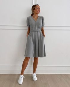 Save vs. Splurge On Some of My Favorite Pieces - Merrick's Art Dress Layering, Hot Weather Outfits, Simple Summer Outfits, Teacher Outfit, Outfit Formulas, Darling Dress, Comfy Dresses