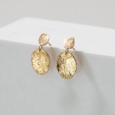 Add a touch of nature to your style with our Birch Drip Studs! Both stud pieces are made from real birch bark and cast into solid 14k yellow gold. The gentle movement and versatility make them perfect for everyday wear, whether dressed up or down. A timeless staple that can be enjoyed by multiple generations. Candle Silhouette, Gentle Movement, Silhouette Ornaments, Birch Bark, Lost Wax Casting, Baby Ornaments, Cufflinks Men, Lost Wax, Big Little