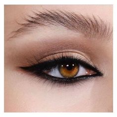 Feline Eyeliner, Vampire Bride, Dope Makeup, Eye Makeup Art, Makeup Pictures, Maquillaje Natural, Mode Inspo