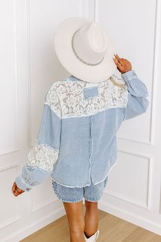 - Express your unique style with this adorable top! Trendy details and delicate lace cutouts give it a sweet, laid-back vibe. Whether you are on your daily coffee run or road tripping across the countryside, this cutie is sure to keep you looking stylish! - Unlined chambray material with subtle fading and frayed seam accents - Cross stitch lace cutouts with a floral design - Ivory, purple, blue, and green hued paisley accent material on the upper bodice and pockets - A collared neckline - A butt Chambray Jacket, Coffee Run, Concert Fashion, Summer Soiree, Essential Dress, Lace Cutout, Crop Top Sweater, Crop Top Blouse, Curve Dresses