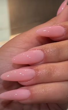 Almond Nails Gel Polish, Quite Luxury Nails, Plain Long Almond Nails, September Birthday Nails Almond, Long Almond Nails Solid Color, Classic Long Nails, King Kylie Nails, Light Pink Aesthetic Nails, Bubblegum Pink Nails Acrylic