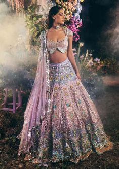 Lilac Butterfly Embroidered Lehenga Set Applique Butterfly, Indian Fits, Pink Bridal Lehenga, Papa Don't Preach, Orang India, Pengantin India, Lilac Blue, Traditional Indian Dress, Gaun Fashion