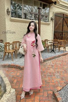 ❣️ This set includes one Ao Dai Top and 1 Pants Style: Traditional  Material: Chiffon. Non Stretch. ❣️ This beautiful and modern ao dai set is perfect for any special occasions: Lunar NewYear, Mid Autumn Festival, Attending Wedding, or a Family photoshoot. ❣️ Please note: - Sizing may run sizes smaller than American standard sizes, please refer to the size charts. - Please contact us if you have any questions ❣️We are proud to provide you with high quality fabric, handpicked modest colors, and w Pink Floral Embroidery Sets For Spring, Spring Pink Sets With Floral Embroidery, Spring Floral Embroidered Pink Sets, Fitted Spring Sets With Stand Collar, Spring Fitted Sets With Stand Collar, Embroidered Short Sleeve Sets For Spring, Embroidered Short Sleeve Spring Sets, Spring Embroidered Short Sleeve Sets, Fitted Cotton Sets With Stand Collar