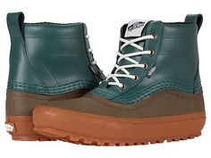 Vans Standard Mid MTE - Boots : Jungle Green/Gum : Practical, packable, and wear-at-the-bar-able, the new Standard Mid MTE is a downsized version of Vans' best-selling Standard MTE snow boot. With a waterproof vulcanized lower, waterproof seam-sealed construction, a Standard MTE snow boot outsole, and a 100-gram insulation package for warmth and comfort, classic Vans style and day-to-day winter weather footwear have finally converged. The Standard Mid MTE is made with leather and synthetic upper Capsule Closet, Classic Vans, Jungle Green, Vans Style, Snow Boot, Winter Weather, Timberland Boots, Snow Boots, Product Reviews