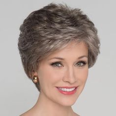 Sanggul Modern, Short Grey Hair, Mixed Hair, Short Hairstyles For Thick Hair, Shot Hair Styles, Short Hair Over 60, Penteado Cabelo Curto, Short Hair Haircuts, Short Wigs