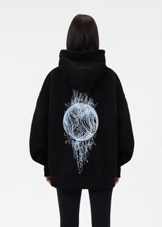 Oversized Hoodie With Screen Print For Winter, Modern Oversized Hoodie For Streetwear, Oversized Graphic Print Hoodie, Modern Oversized Hooded Hoodie, Oversized Modern Hooded Hoodie, Oversized Modern Hoodie, Oversized Modern Sweatshirt For Streetwear, Cotton Graphic Print Hoodie With Drop Shoulder, Graphic Print Cotton Hoodie With Drop Shoulder