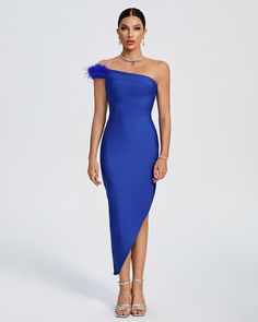 Elevate your style in our luxurious Off Shoulder Feather Trim Bandage Dress. The elegant blue hue complements the feather trim detailing, creating a sophisticated and exclusive look that is sure to turn heads. Made from high-quality bandage material, this dress hugs your silhouette for a perfect fit. Our Style No.PD23372 95%Polyester, 5%Spandex Very Stretchy Height - 68.9"/175cm Bust - 34.6"/88cm Waist - 25.6"/65cm Hips - 36.6"/93cm and wears size S Gentle Dry Clean Only About Wholesale/Dropship Fitted Blue Dress With Feather Trim, Blue Fitted Dress With Feather Trim, Blue Feather Trim Dress For Night Out, Blue Feather Evening Dress, Blue Feathered Evening Dress, Elegant Blue Dress With Feather Trim, Elegant Blue Dress With Feathers, Elegant Blue Feathered Dress, Elegant Evening Wear