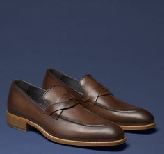 Kingston Moc Toe Slip-On / Johnston & Murphy Luxury Goodyear Welted Bridle Leather Loafers, Luxury Cognac Loafers With Leather Lining, Luxury Cognac Dress Shoes For Work, Elegant Brown Bridle Leather Loafers, Elegant Cognac Loafers For Formal Occasions, Elegant Bridle Leather Loafers For Business, Elegant Brown Loafers With Goodyear Welt Construction, Elegant Brown Loafers With Goodyear Welt, Elegant Formal Shoes In Vegetable Tanned Leather