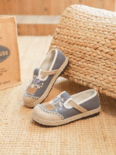 These light breathable espadrilles feature delicate embroidery for a touch of whimsy. Made with linen, they're perfect for a day of fun in the sun. (No prickly cacti here - just flowers and comfort!) 0.59" heel Slip-on 100% Linen upper No lining Natural straw mat breathable insole Rubber sole Prickly Cactus, Cactus Rose, Delicate Embroidery, Embroidered Linen, Fun In The Sun, Rubber Sole, Espadrilles, The Sun, Cactus