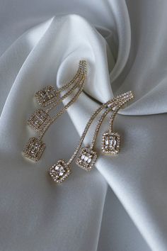 Earrings Glamorous Drop Earrings As Gift, Glamorous Pierced Dangle Crystal Earrings, Glamorous Drop Earrings For Gifts, Drop Earrings With Ear Wire For Party, Party Ear Wire Drop Earrings, Elegant Jeweled Earrings Gift, Formal Jewel Drop Earrings, Wedding Pendant Earrings Costume Jewelry, Wedding Pendant Costume Jewelry Earrings