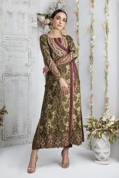 Antique Olive | Pakistani Designer Outfit | Sarosh Salman Salwar Kamiz Design, Green Pakistani Dress, Kamiz Design, Silk Thread Embroidery, Silk Anarkali Suits, Desi Fits, Pakistani Women Dresses, Angrakha Style, Silk Anarkali