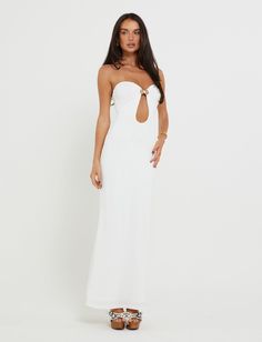 CECILY MAXI DRESS - WHITE Year 12 Formal, Vacay Fits, Dresses Buy, Strapless Maxi, Inner Goddess, Strapless Maxi Dress, Evening Attire, White Maxi Dresses, Bridal Outfits