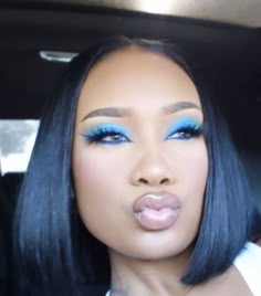 Spring Glam Makeup, Bombshell Makeup, Flawless Face Makeup, Sultry Makeup, Blue Makeup Looks, Light Makeup Looks, Celebrity Makeup Looks, Rave Makeup