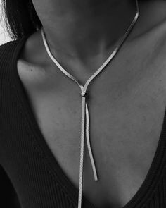 Classic Silver Herringbone Necklace With Adjustable Chain, Elegant Silver Herringbone Necklace With Adjustable Chain, Elegant Silver Metal Herringbone Necklace, Silver Minimalist Lariat Necklace For Party, Elegant Silver Herringbone Necklace, Minimalist Silver Lariat Necklace For Party, Elegant Silver Snake Chain Necklace With Adjustable Chain, Elegant Silver Herringbone Necklace With Box Chain, Chic Silver Necklace With Box Chain