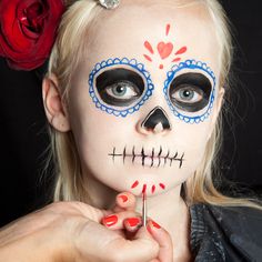 Halloweenský Makeup, Alat Makeup, Kids Face Paint, Kids Makeup, Makeup Hacks, Halloween Make Up, Halloween 2018