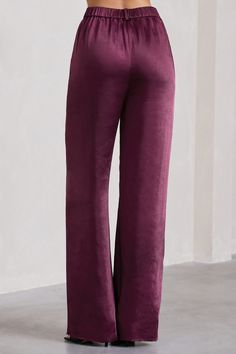 No Limits are the wide-leg trousers to make you stand out no matter the setting. Designed in luxurious weighted satin. these burgundy trousers boast a high-rising waistband with loops to slip in a belt and accentuate your curves further. Create the perfect tailored ensemble by pairing No Limits with an oversized shirt.Features- Premium heavy satin- High rise- Side slip pockets- Invisible hook closure- Belt loops- Wide legsSizing & FitModel is 5'7 and wears UK size 8 / US size 4Product Informatio Burgundy Trousers, Velvet Prom Dress, Bachelorette Party Outfit, Black Dress Prom, Black Tie Gala, Maternity Jumpsuit, Christmas Party Dress, Black Velvet Dress, Skirt Co Ord