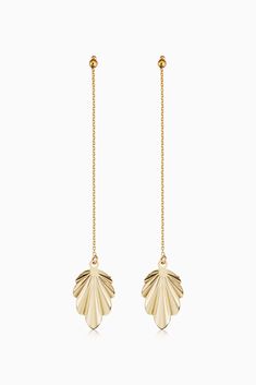 Unstoppably elegant, our Fanfare Drop Earrings will sway and shine with every turn of your head. These solid gold leaves are gently fanned and dangle from long, delicate chains for a timeless look. Metal: 14 Karat Yellow Gold Construction: Push Back Closure Weight: 1.2 Grams Origin: Crafted in Vicenza, Italy Elegant Leaf-shaped Earrings For Formal Occasions, Elegant Leaf-shaped Formal Earrings, Yellow Gold Leaf-shaped Formal Jewelry, Elegant Leaf-shaped Jewelry For Formal Occasions, Formal Yellow Gold Leaf-shaped Jewelry, Elegant Leaf-shaped Earrings, Formal Yellow Gold Leaf Jewelry, Elegant Leaf-shaped Formal Jewelry, 14k Yellow Gold Leaf-shaped Jewelry