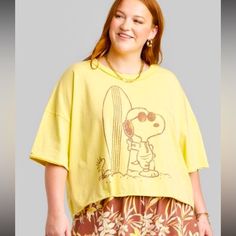 Brand New 3 Xl Crop T Shirt Casual Yellow T-shirt For Loungewear, Casual Screen Print Tops For Loungewear, Yellow Casual T-shirt For Loungewear, Womens Crop Top, Peanuts T Shirts, Beige Crop Tops, Black Crop Tee, Snoopy T Shirt, Cropped Graphic Tees