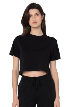 Black Basic Stretch Cropped T-shirt For Loungewear, Basic Cropped T-shirt For Loungewear, Cotton Cropped T-shirt For Loungewear, Solid Cropped T-shirt For Athleisure, Solid Athleisure Cropped T-shirt, Cropped T-shirt For Athleisure, Everyday Cotton Cropped Hem Tops, Cotton Cropped Hem Tops For Everyday, Basic Cropped Hem Tops For Everyday