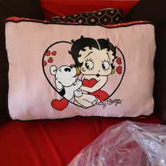 2010 Betty Boop And Pudgy Plush Fabric Dog Bed *Measures 22 Inches X 14 Inches X 4 Inches Deep Perfect For Cats/Small/Med Size Dogs It's Soft Cozy, Comfortable *New/ Never Used/ Still In Plastic And Tags... Betty Boop Furniture, Cheetah Print Rooms, Betty Boop And Pudgy, Red Room Decor, Betty Boop Purses, Animated Cartoon Characters, Betty Boop Cartoon, Cotton Bedding Sets, Cute Room Ideas