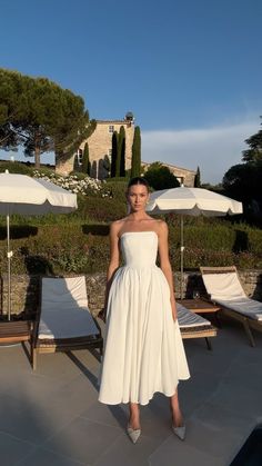 I think this dress was made for me 🫢 | Instagram Quiet Luxury Summer Dress, Tenerife Aesthetic Outfits, Classy Outfits Jeans, Chic Elegant Outfits Classy, Elegant Dresses White, Bridesmaid Two Piece, Photo Style Ideas, Casual Romantic Style, Dress Ideas Casual