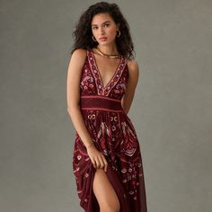 Rent V-Neck Deco Midi Dress from Nuuly. Pick 6 for $98/month. Free shipping + returns. Woods Wedding Guest Outfit, Unique Wedding Guest Dresses, Mountain Chic Attire, Snatched Waist Dress, Fall Dress Patterns, Dress Summer 2024, Big Bust Dress, Mountain Wedding Guest Dress, Summer Cocktail Party Outfit