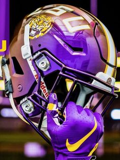 a football helmet with the lsu logo on it