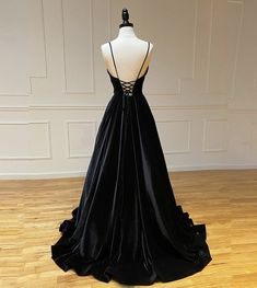 Black velvet long prom dress evening dress sold by Little Cute on Storenvy Velvet Formal Dress, Simple Evening Dress, Wedding Aesthetics, Velvet Evening Dress, Prom Dresses Simple, Velvet Prom Dress, Simple Prom Dress, Custom Prom Dress, Spaghetti Strap Prom Dress