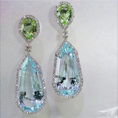 Luxury Long Dangle Tear Drop Earrings Big Gem Halo Water Blue Pear Cut Sapphire Crystal Halo Clear Rhinestone Pin Earrings Silver Blue Teardrop Dangle Sapphire Clear Swarovski Crystals In 925 Silver Dangle Stud Pin Earrings. Pear Cut, Emerald Pear Cut, Round Cut Halo. Add “Something Blue” To Your Perfect Look. Gift Fashion Wedding Cocktail Earrings, Jewelry White Blue Crystals 10g ~13.5mm X ~43mm Teardrop: Blue Pear Sapphire Silver Chandelier Earrings Dangle Stud & Swarovski Vvs Lab Simulated Pu Elegant Light Blue Crystal Earrings For Party, Aquamarine Earrings, Aquamarine Jewelry, Royal Jewelry, Copper Earrings, Diamond Bracelets, Chandelier Earrings, Bling Bling, Crystal Earrings