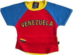 Venezuela Soccer Finals French Terry Stretch to fit shirt Crop tee form fitted stretchable shirt really soft 95%cotton 5%polyester Please refer to size chart in pictures note it does stretch all around. Please make sure measurements are good many people have said it's too small. Please double check. Thank you Belly Top, Belly Shirts, Red Crop Top, Future Outfit, Lazy Day Outfits, Crop T Shirt, Clothing Manufacturer, Crop Tee, Cropped Tank Top