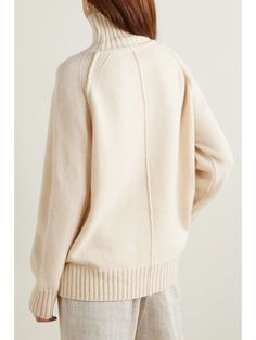 RÓHE Merino wool and cashmere-blend turtleneck sweater | NET-A-PORTER Quiet Confidence, Beige Sweater, Net A Porter, Turtleneck Sweater, Women Collection, Merino Wool, Luxury Design, Designer Fashion, Porter