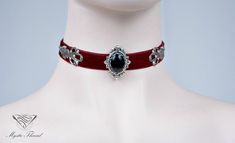 Burgundy red velvet gothic victorian choker. This choker is decorated with two oxidized sterling silver plated brass stampings and one ornately detailed oxidized sterling silver plated brass setting with intricate details . A black agate 18x13mm in oxidized sterling silver plated brass lace edge setting decorate the fabulous ornate centerpiece setting in the middle. It fastens with chain and clasp. ♥It will be sent to you in a box , carefully wrapped through registered mail  ♥If you have any que Victorian Choker, Gothic Victorian, Black Agate, Victorian Gothic, Oxidized Sterling Silver, Lace Edging, Burgundy Red, Sterling Silber, Red Velvet