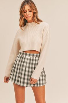 long sleeve ribbed cropped sweater 3 colors Jennie Clothes, Boho Sweaters, Tops 2022, Hippie Sweaters, Print Sweaters, Blonde Barbie, Fall 2023 Fashion, Boho Pullover, Taylor Swift Albums