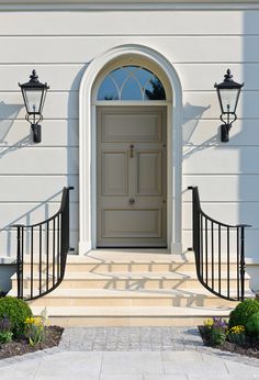 an image of a door on the front of a house that says hayburnco