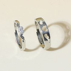 Origin: Mainland ChinaCN: ZhejiangMetals Type: Zinc alloyMaterial: MetalGender: lovers'Compatibility: All CompatibleItem Type: RingsFunction: Mood TrackerStyle: TRENDYRings Type: Wedding BandsShape\pattern: RoundFine or Fashion: FashionOccasion: PartyGender: Women/ Men/Couple/LoverOccasion: Daily use/Party/ Beach /Birthday Anniversary /Wedding /EngagementAccept: Dropshipping,wholesale Silver Metal Couple Rings For Promise, Silver Couple Rings For Valentine's Day, Silver Couple Promise Rings For Mother's Day, Adjustable Alloy Promise Ring, Silver Heart Ring For Proposal On Valentine's Day, Metal Rings For Anniversary On Valentine's Day, Couples' Promise Ring Jewelry For Valentine's Day, Silver Alloy Ring For Anniversary, Silver Alloy Promise Ring