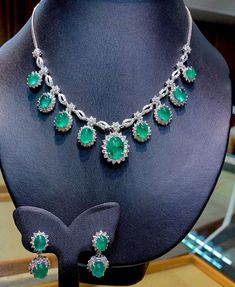 "\"The Cabochon Emerald Necklace\" - Worldclass masterpiece! THIS SET IS A MUST HAVE FOR ANY JEWELRY COLLECTOR! HUGE AND SPARKLING! Vivid green emeralds with full gemological certificates! Surrounded by almost 9 carats of natural DIAMONDS! Glamorous! Set in one of a kind, elegant 18K solid white gold, handmade settings! THIS LISTING INCLUDES BOTH THE NECKLACE AND THE EARRINGS! Suggested Retail price: $45,000 USD NECKLACE & PENDANT: Central emerald: 5.55 carats! Vivid green, with great transl Earrings Chain, Diamond Necklace Set, Vs Diamond, Emerald Necklace, White Gold Earrings, Chain Pendant, High Jewelry, Handmade Pendants, Set Design