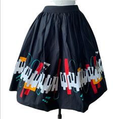 Collectif Of London Jasmine Jazz Piano Skirt Size Xs (4) 26” Length 24”Waist Back Zipper Closure 2 Side Pockets Aw170310a Nwt Piano Skirt, Black Piano, Jazz Piano, Piano Keys, Witchy Woman, Key Design, Flared Skirt, Flare Skirt, Vintage Ladies