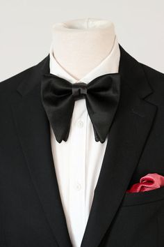 Elegant Bow Tie With Decorative Bow For Groom, Classic Detachable Bow Tie For Groom, Elegant Red Bow Tie, Fitted Bow Tie With Detachable Bow For Black-tie Events, Dapper Bow Tie For Formal Occasions, Formal Bow Tie With Red Bow, Classic Bow Tie For Groom, Dapper Tuxedo With Bow Tie For Black Tie Events, Fitted Detachable Bow Tie For Black-tie Events