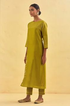 Shop for Kamaltaas Green Chanderi Silk Pittan Gota Embroidered Kurta Set for Women Online at Aza Fashions Gota Embroidery, Kurta Set For Women, Types Of Work, Silk Kurta, Luxury Sale, Pattern Embroidery, Silk Embroidery, Kurta Set, Set For Women