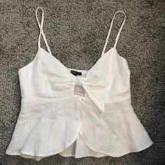 Selling Tons Of Clothes Because I’m Moving, Make An Offer! Never Worn. Chic Forever 21 Crop Top For Vacation, Forever 21 Tops For Summer Day Out, Forever 21 Summer Top For Day Out, Forever 21 Crop Top For Summer Day Out, Chic Forever 21 Cotton Tops, Forever 21 Summer Top For Party, Forever21 Tops, White Tank Top, White Tank