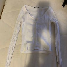 Never Worn But No Tags. Perfect Condition, No Stains, Etc. White Button-up Tops For Fall, White Trendy Tops With Button Closure, Trendy White Top With Buttons, Trendy White Buttoned Top, Trendy White Tops With Buttons, Trendy Long Sleeve Tops With Buttons, White Button-up Tops With Buttons, Trendy White Shirt With Buttons, Trendy White Buttoned Shirt